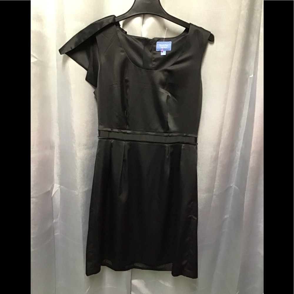Vera Wang little black dress